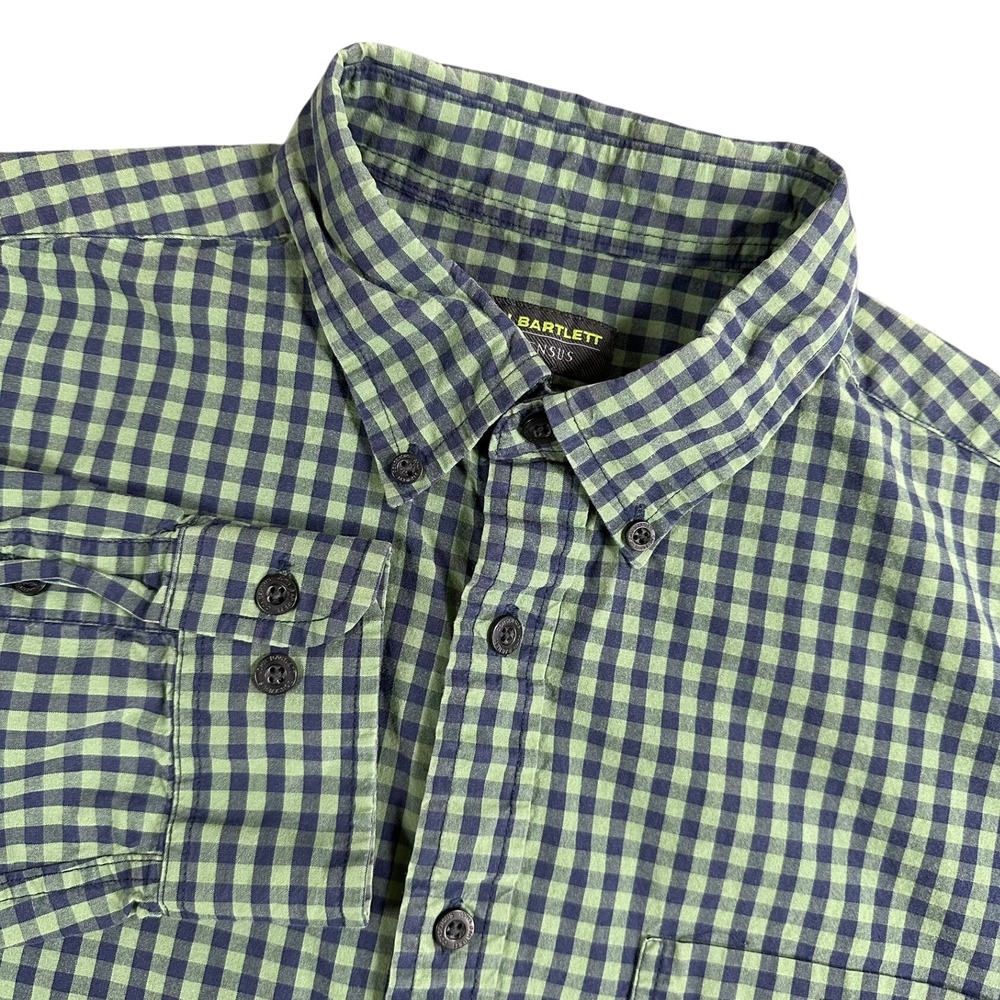 John Bartlett Consensus Men's Size Medium Green Navy Gingham Button Down Shirt